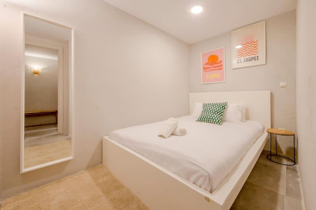 Cool Deluxe Interior Design A 2 Min De Gran Via Apartment Мадрид Екстериор снимка