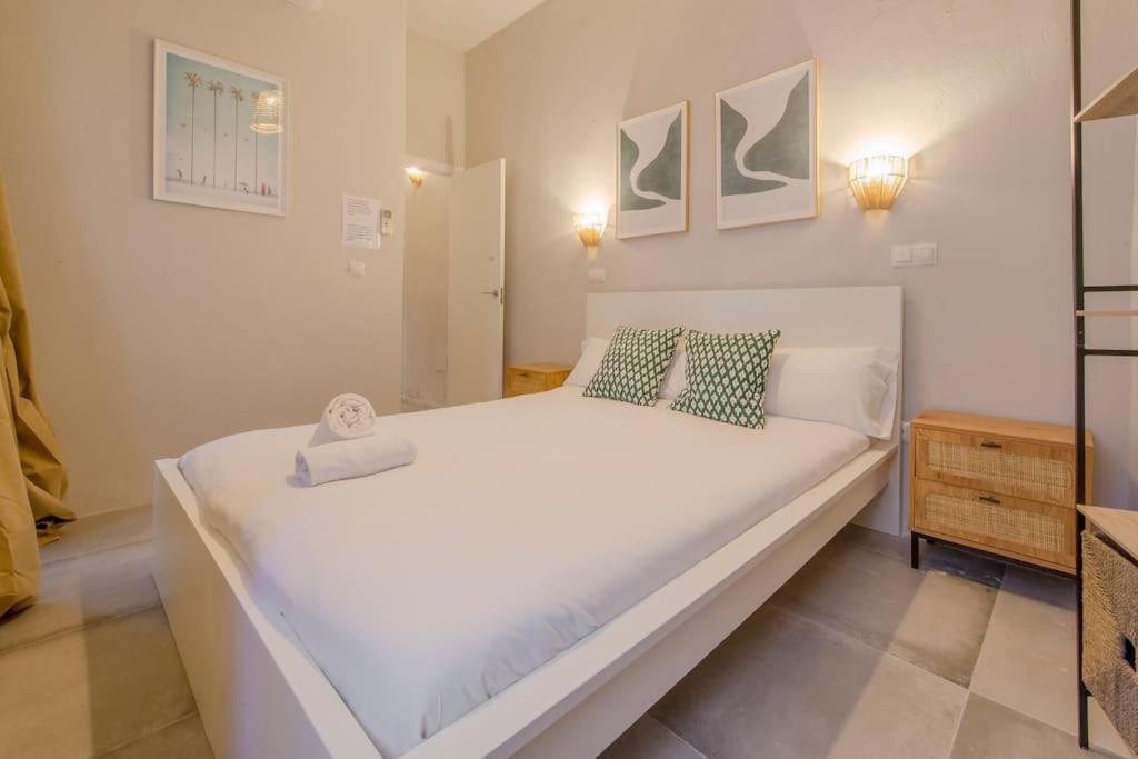 Cool Deluxe Interior Design A 2 Min De Gran Via Apartment Мадрид Екстериор снимка